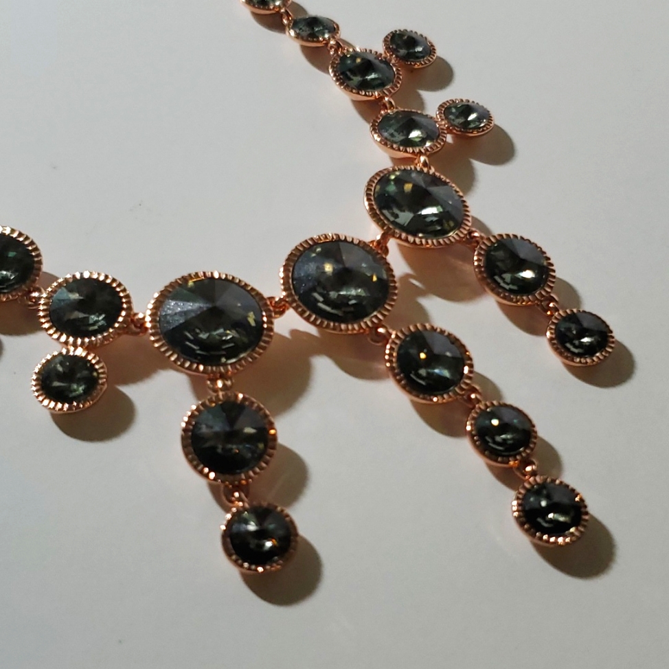 Ted Baker Crystal Chandelier Necklace 100$